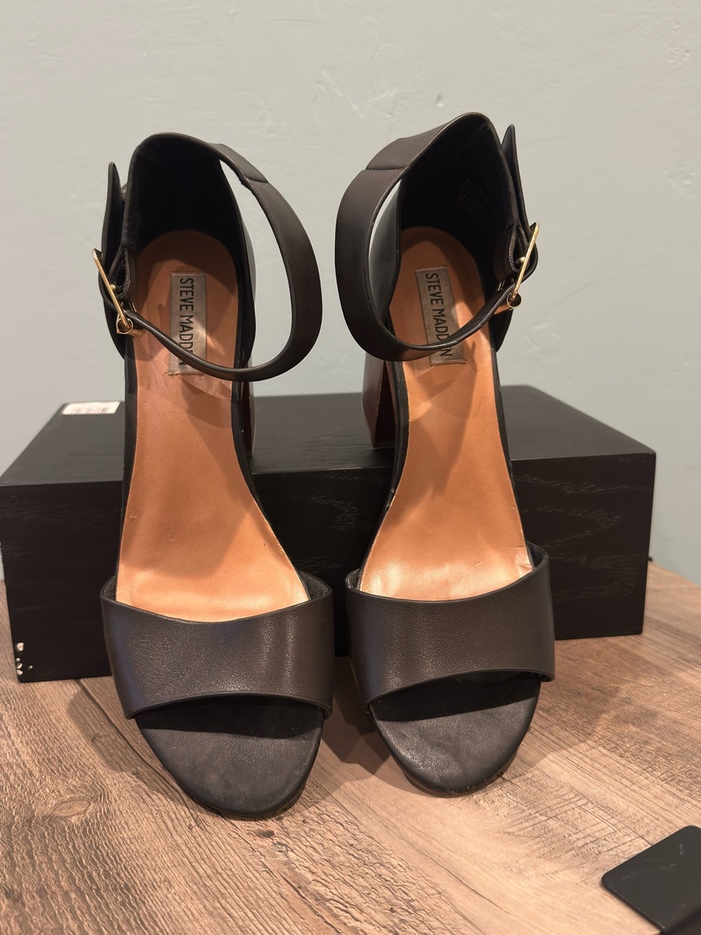 Steve Madden Belle Black Ankle Strap Block Heel Sandals Size 9.5